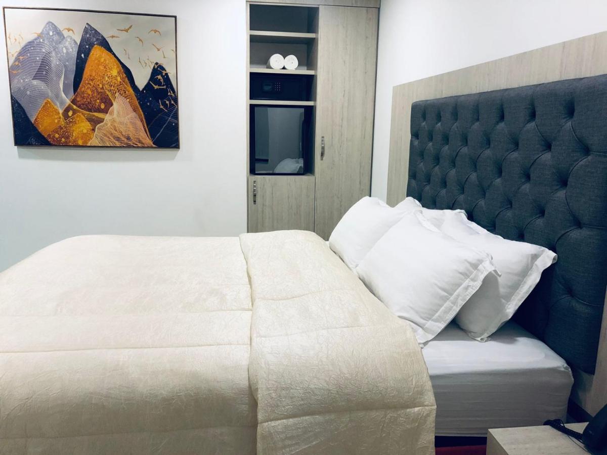 Hotel San Antonio Guarne Zewnętrze zdjęcie